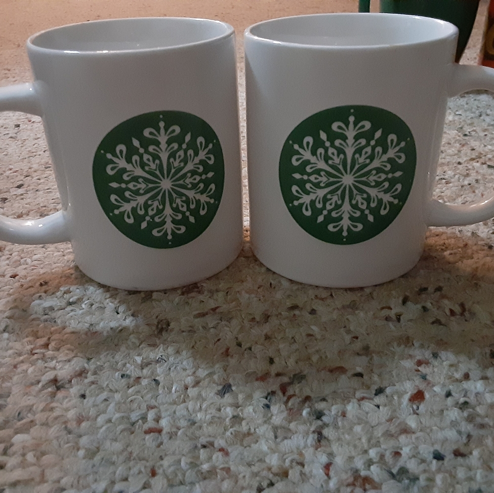 Snowflake mugs